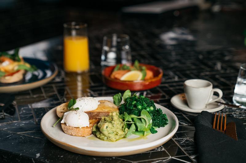Отель Zagame'S House Мельбурн Экстерьер фото Avocado and poached egg on toast